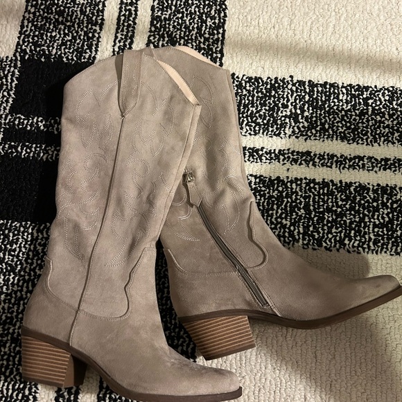 BP Monikka Western Boot - Picture 2 of 5